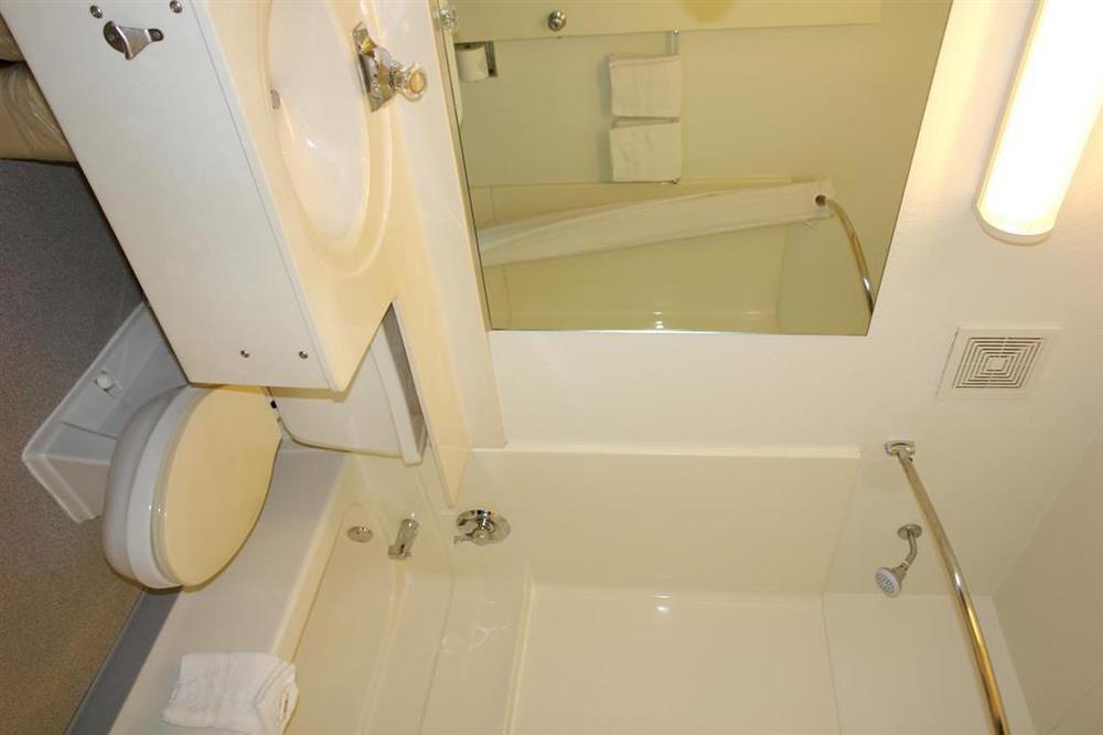 Motel 6-Warwick, Ri - Providence Airport - I-95 Room photo
