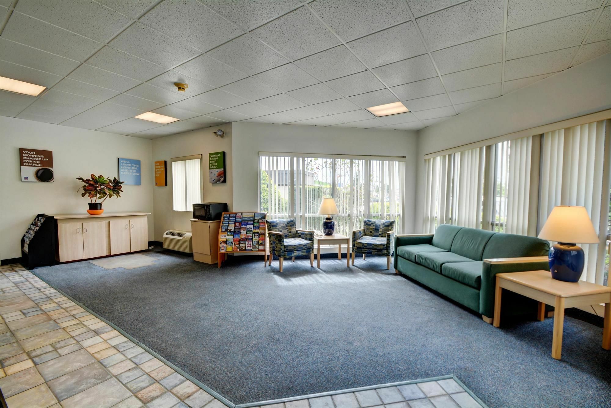Motel 6-Warwick, Ri - Providence Airport - I-95 Exterior photo